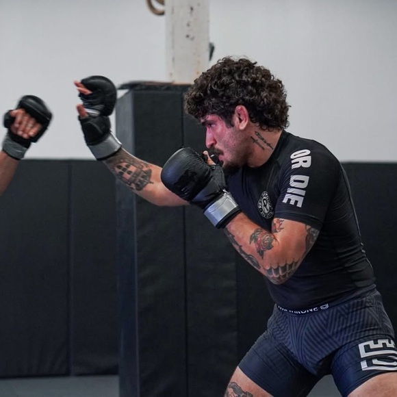 Meet your Posher, Brandon - Picture 1 of 1